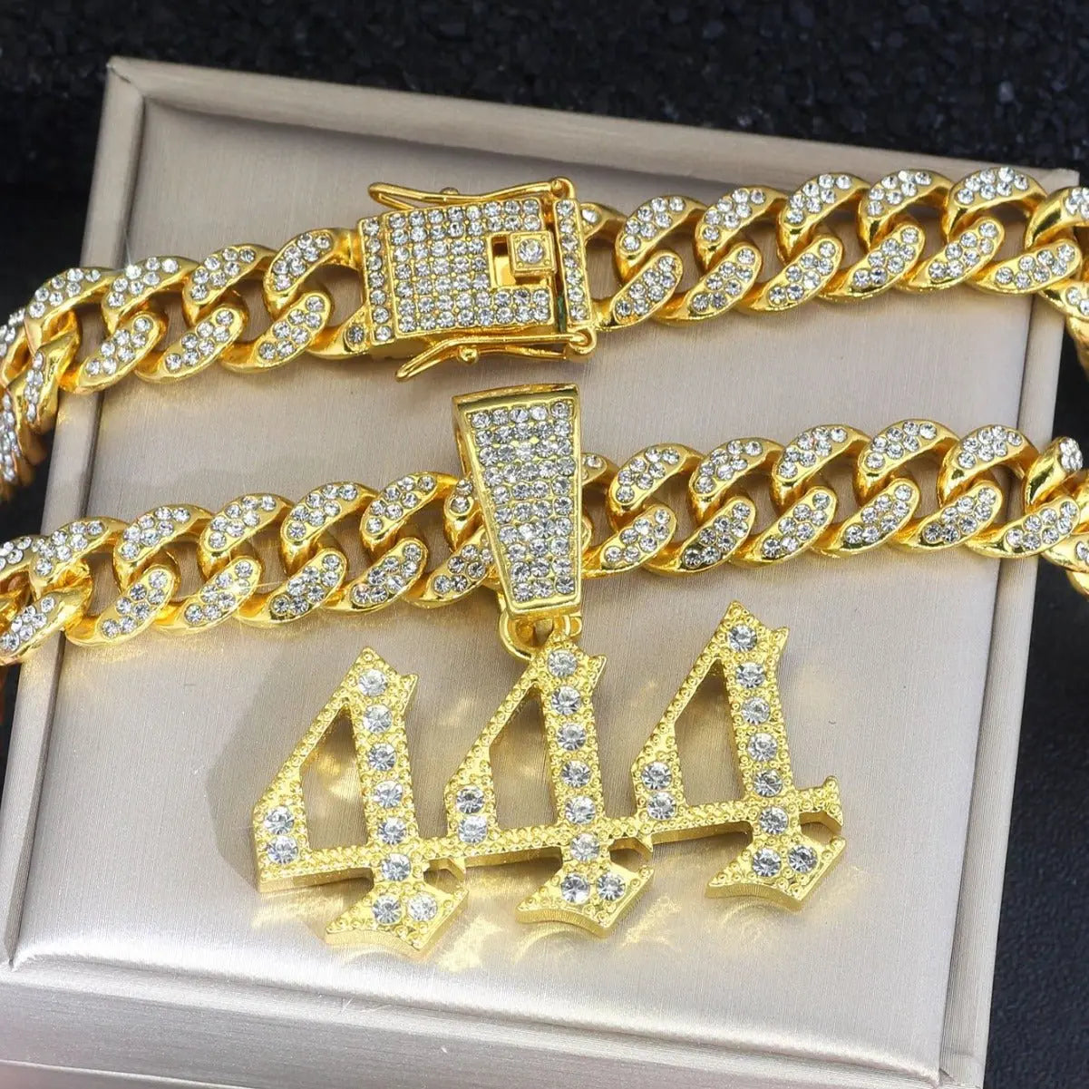 Diamond 444 necklace - Blade & Thread