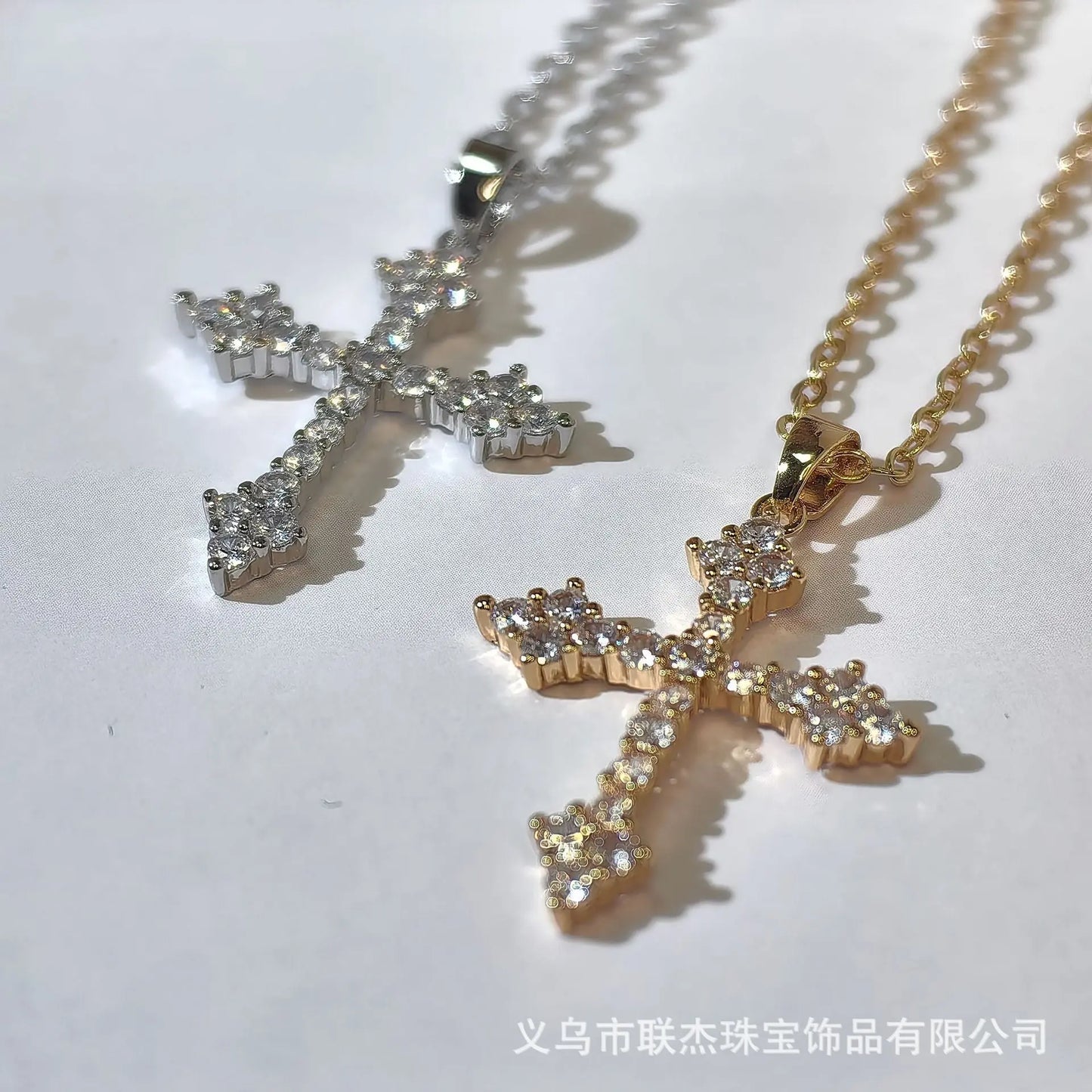 Diamond Cross Hip-Hop Necklace - Blade & Thread