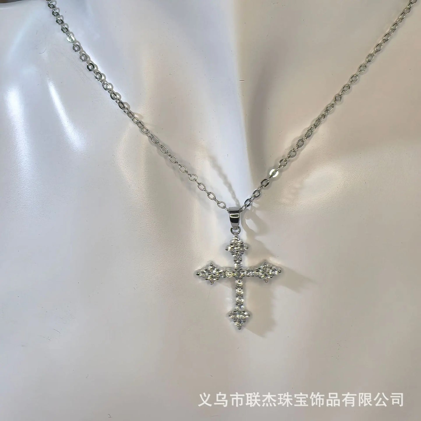 Diamond Cross Hip-Hop Necklace - Blade & Thread