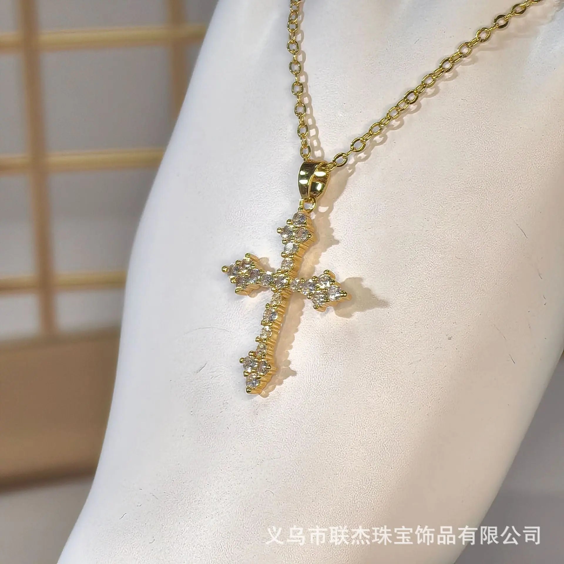 Diamond Cross Hip-Hop Necklace - Blade & Thread