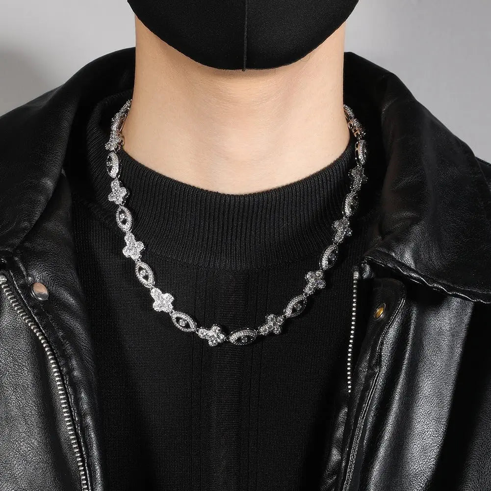 Diamond eye cross high-end feeling necklace - Blade & Thread