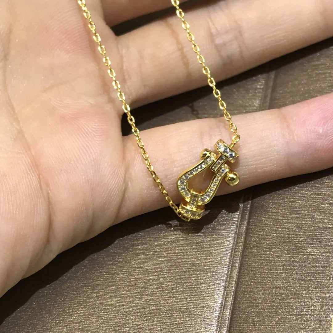 Diamond horseshoe necklace - Blade & Thread