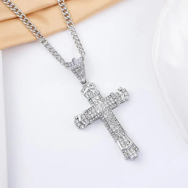 Diamond Vintage Cross Pendant Hip Hop Necklace - Blade & Thread