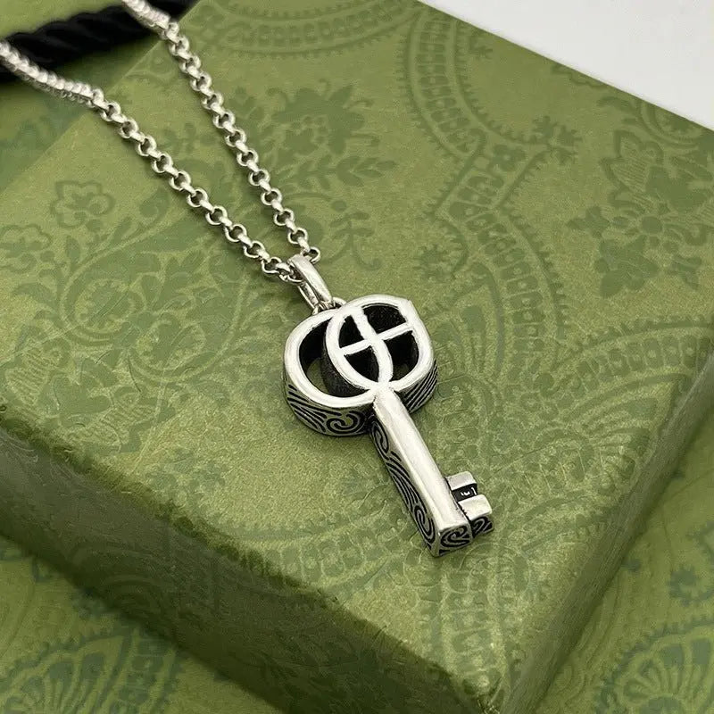 Double G necklace elf couple pendant - Blade & Thread