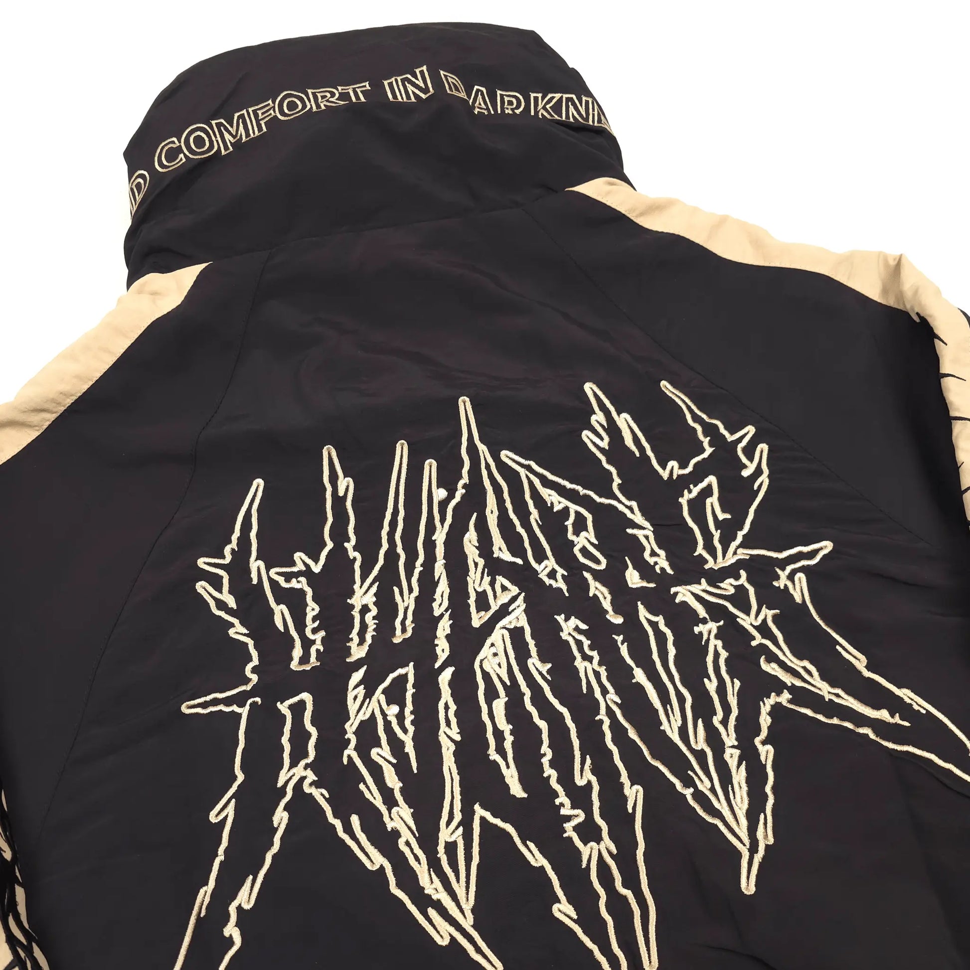 Dust Storm Windbreaker - Blade & Thread