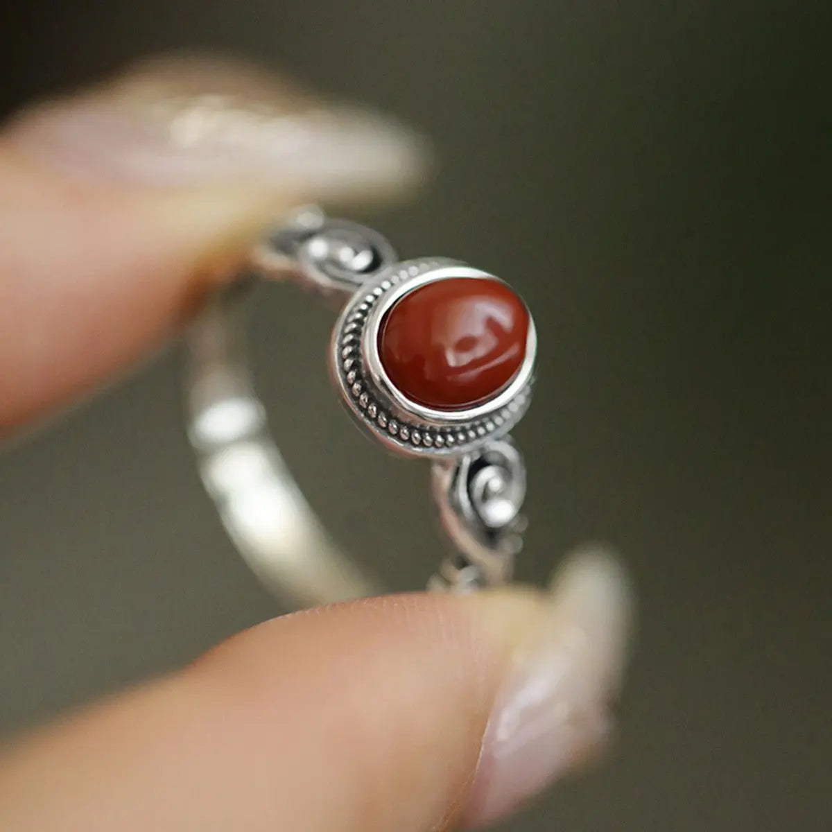Egg-shaped red and green stone ring - Blade & Thread