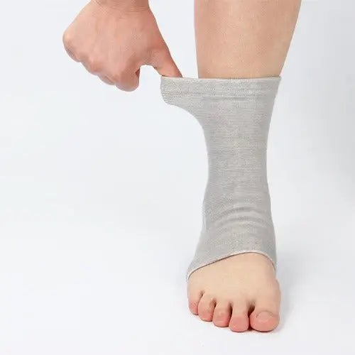 Elastic Sports Ankle Support Socks - Blade & Thread