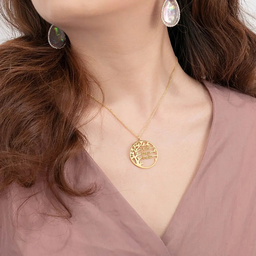 Family Tree Necklace Customized Nameplate with 3 Names Round Tree of Life Pendant - Blade & Thread