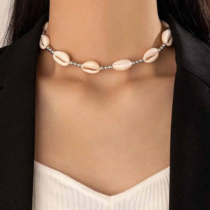 Fashion Rope Chain Natural Shell Choker Necklace - Blade & Thread