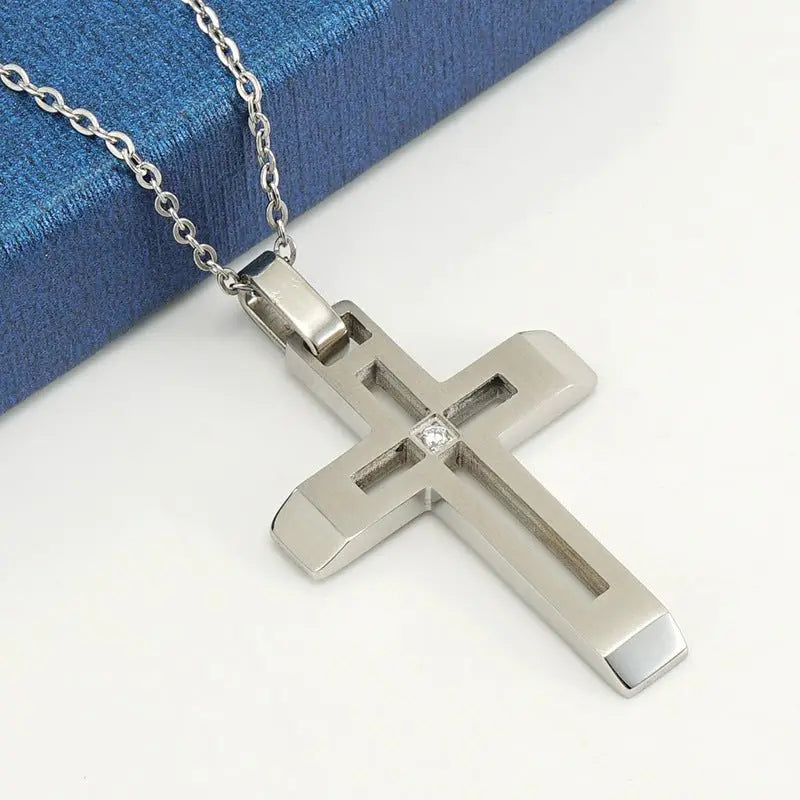 Fashionable and simple hollow diamond cross necklace - Blade & Thread