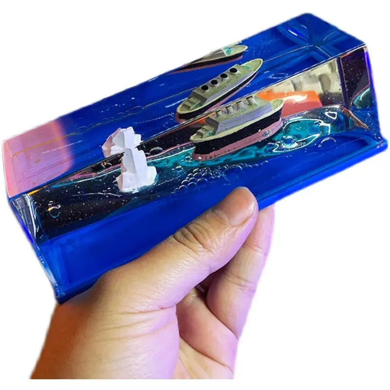 Creative Cruise Ship Fluid Drift Bottle Nautical Home Decor Blade & Thread