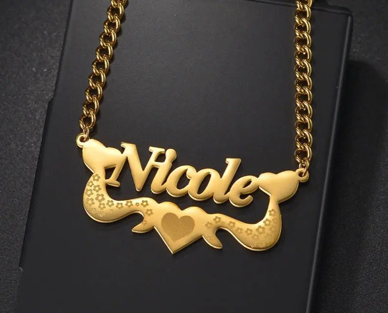 Flower Love Customized Name Necklace Laser Marked Clavicle Chain - Blade & Thread