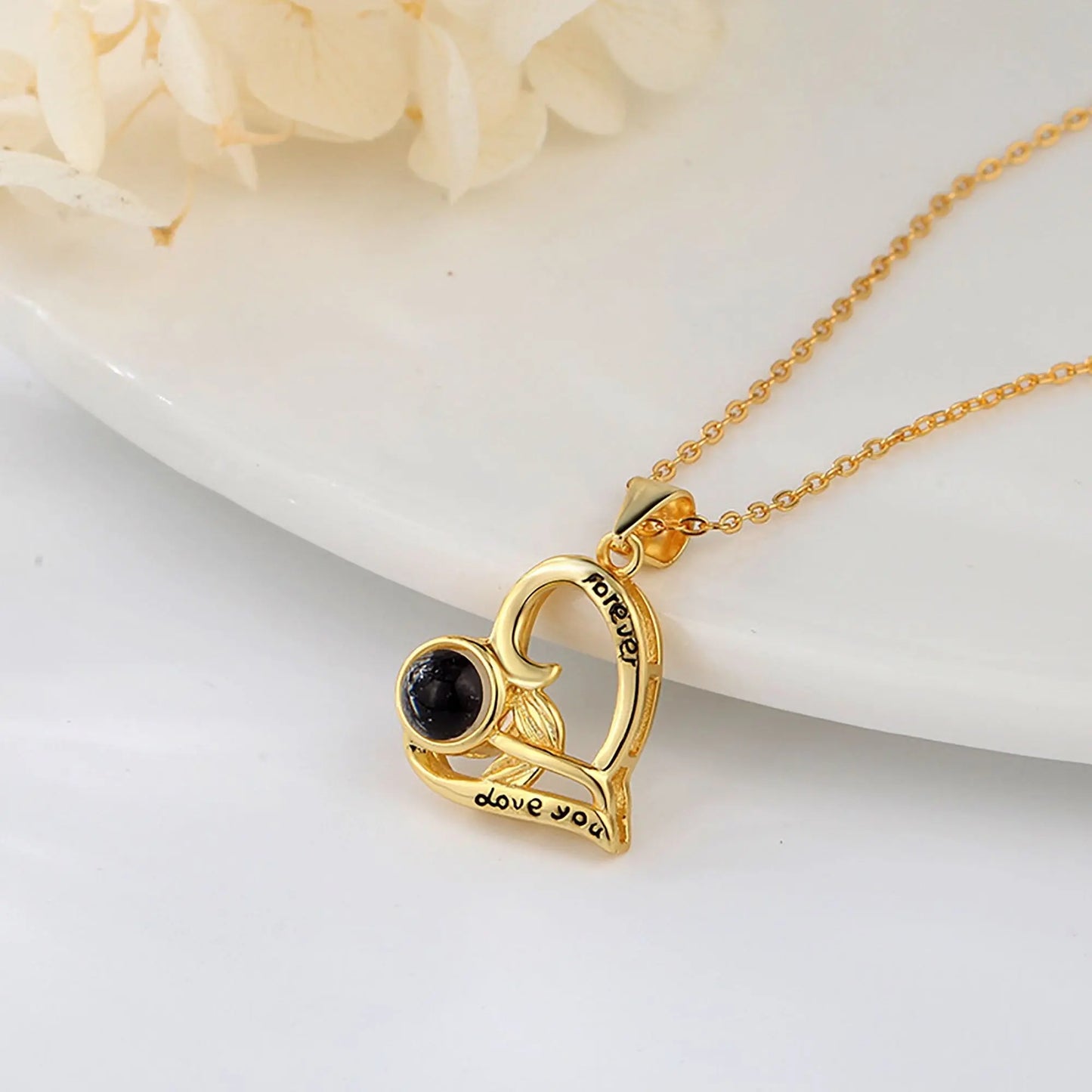 Flowers that can be customized for photos Projection Necklace Pendant Jewelry - Blade & Thread