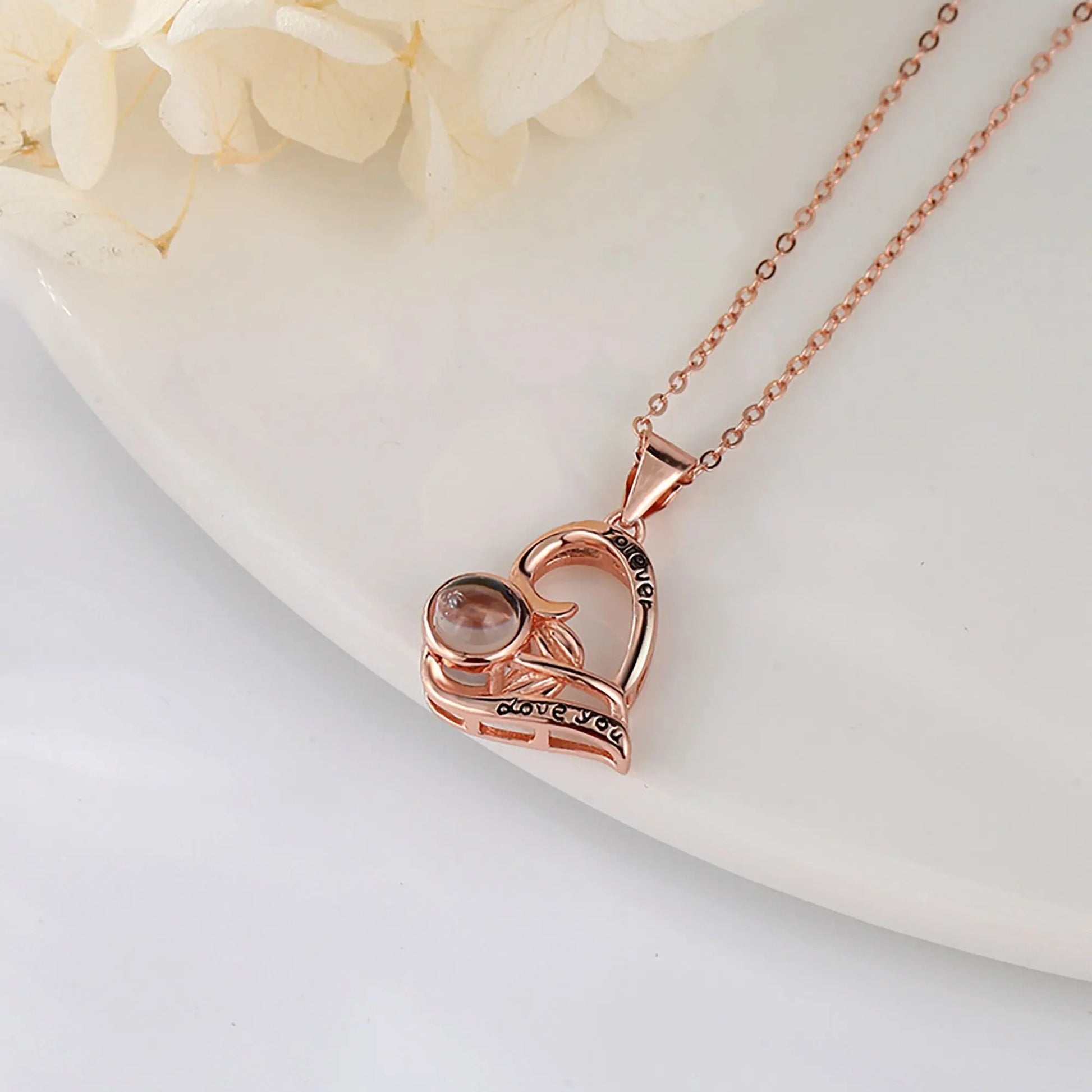 Flowers that can be customized for photos Projection Necklace Pendant Jewelry - Blade & Thread