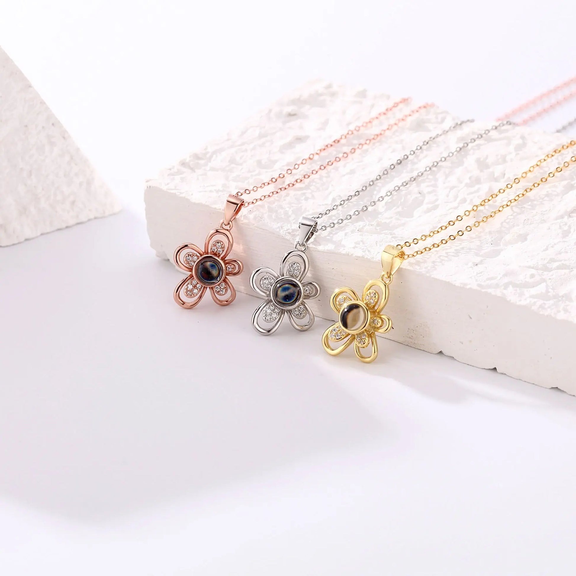 Flowers that can be customized for photos Projection Necklace Pendant Jewelry - Blade & Thread
