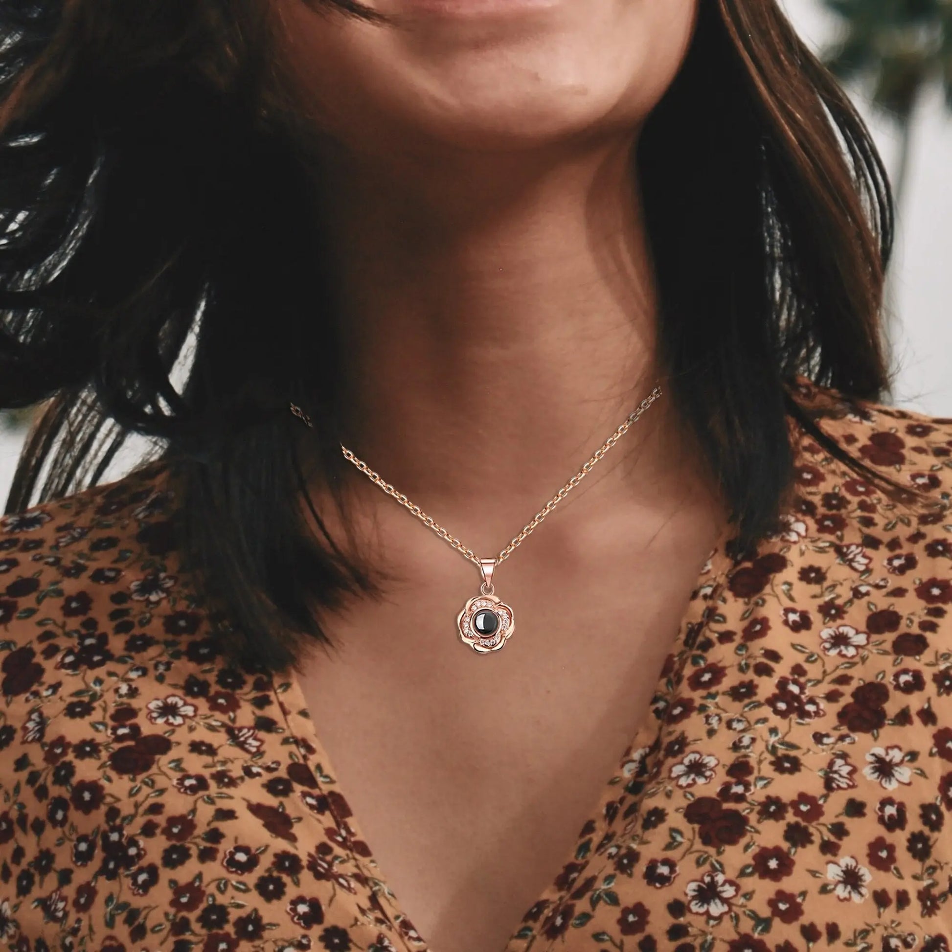 Flowers that can be customized for photos Projection Photo Necklace - Blade & Thread