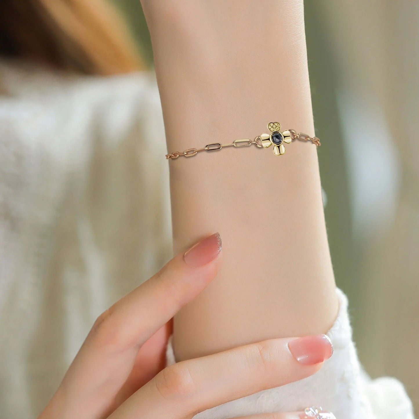 Four leaf clover with customized photos Projection Bracelet Personality Jewelry - Blade & Thread