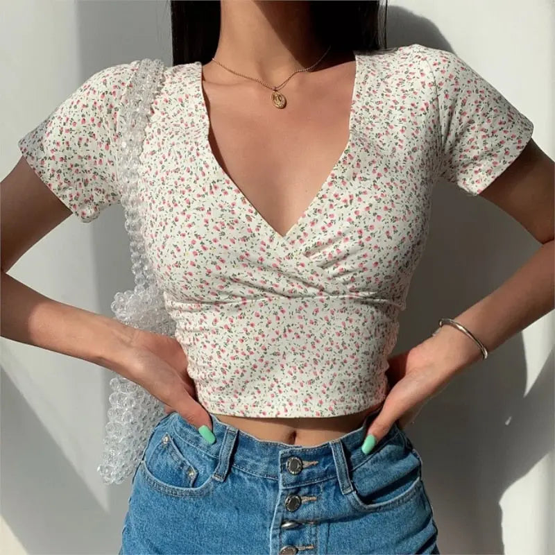 French retro floral V-neck short-sleeved T-shirt Slim slimming wild high waist T-shirt nowadaysfashion