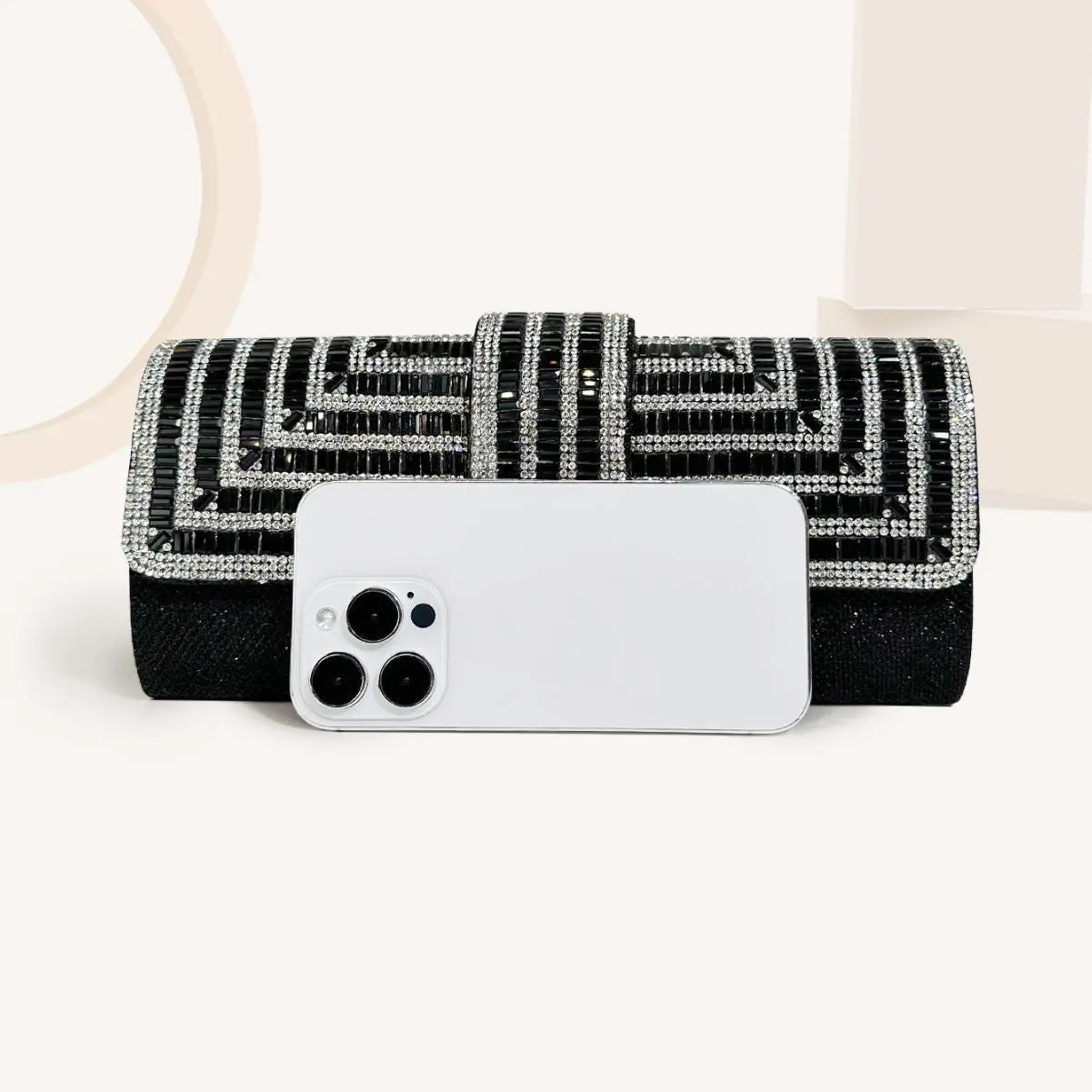 Full diamond flap shiny fashion chain clutch bag - Blade & Thread
