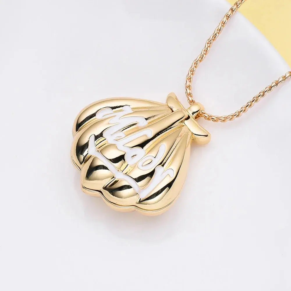 gold shell necklace Melody for Girl Women Daughter - Blade & Thread