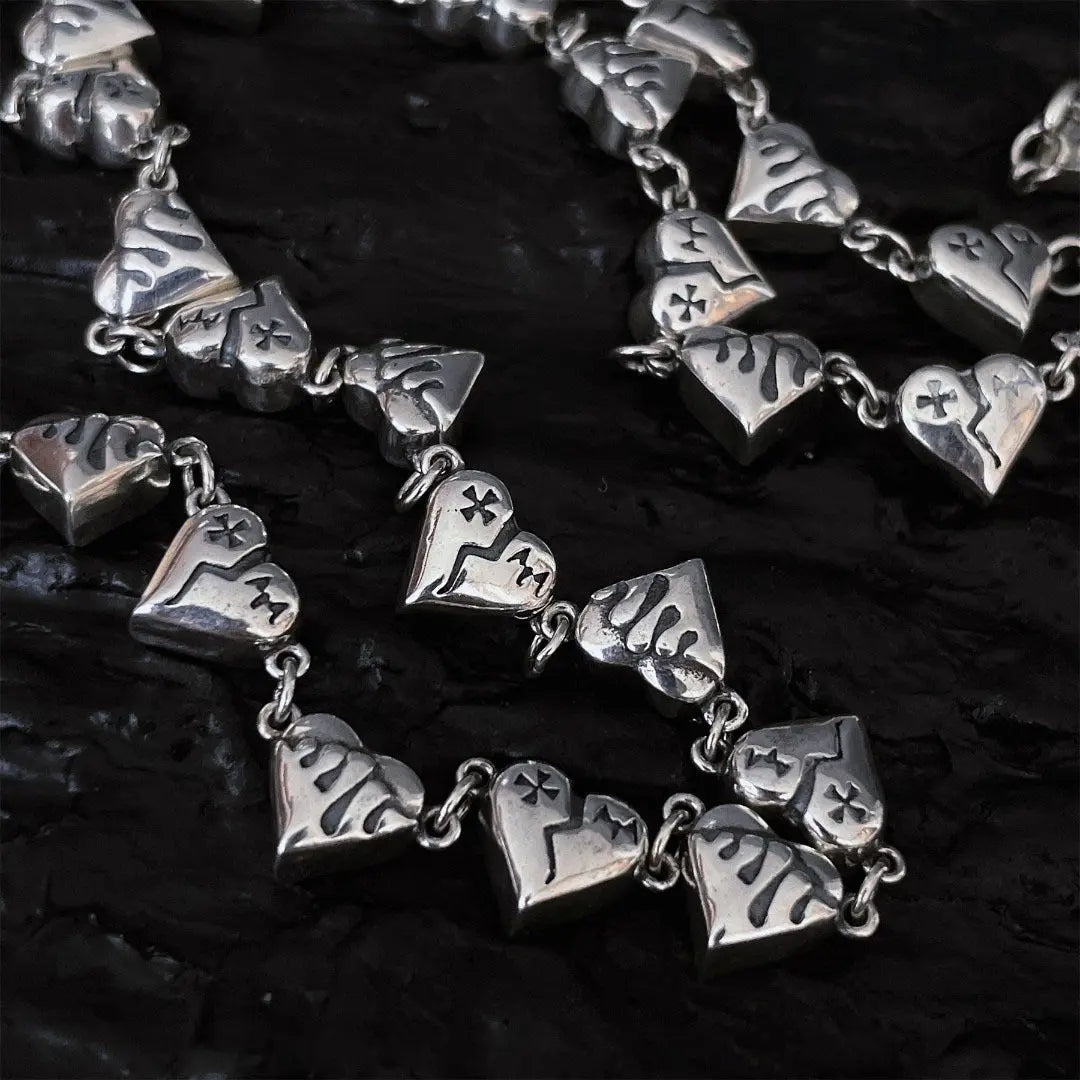 Graffiti heart shaped broken necklace - Blade & Thread