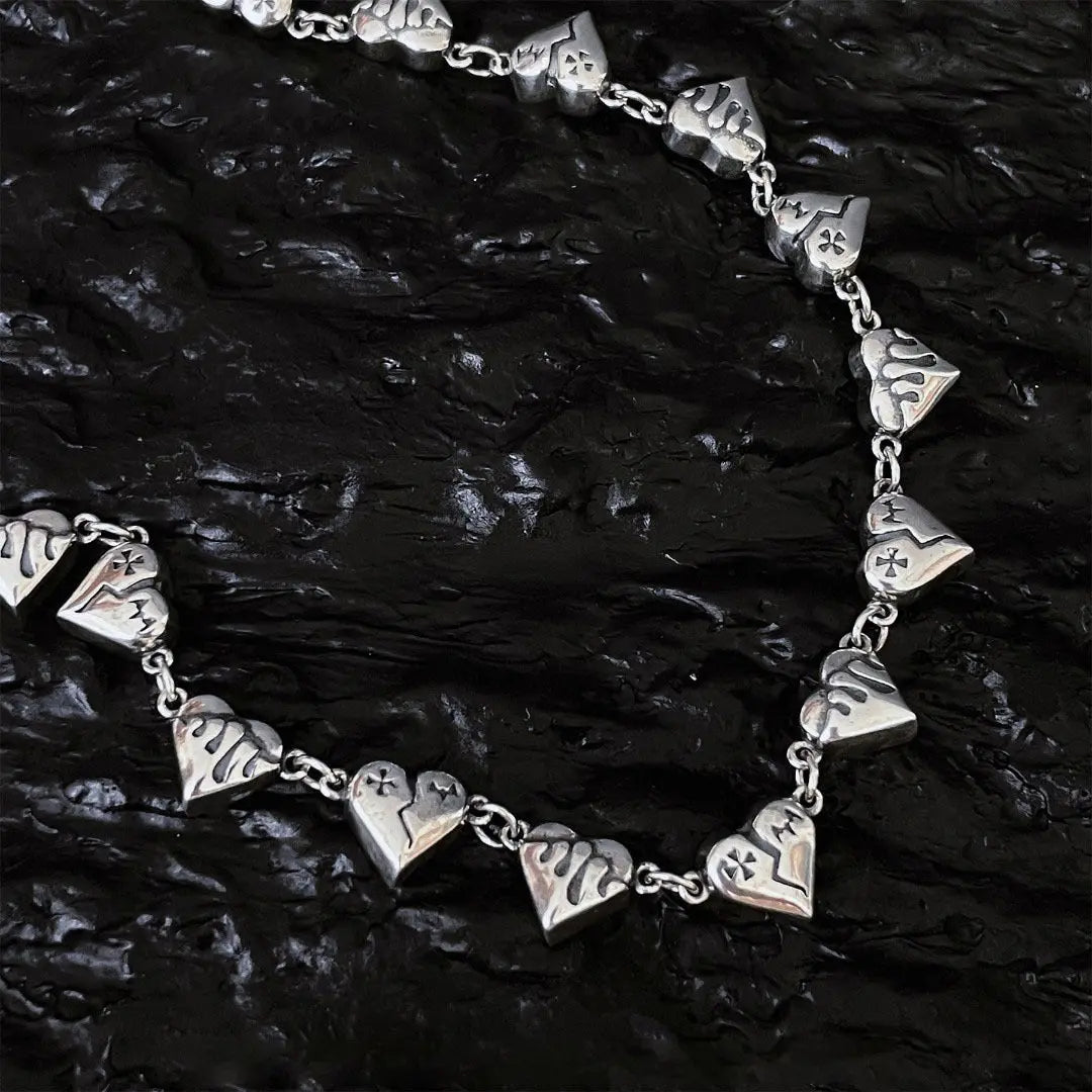 Graffiti heart shaped broken necklace - Blade & Thread