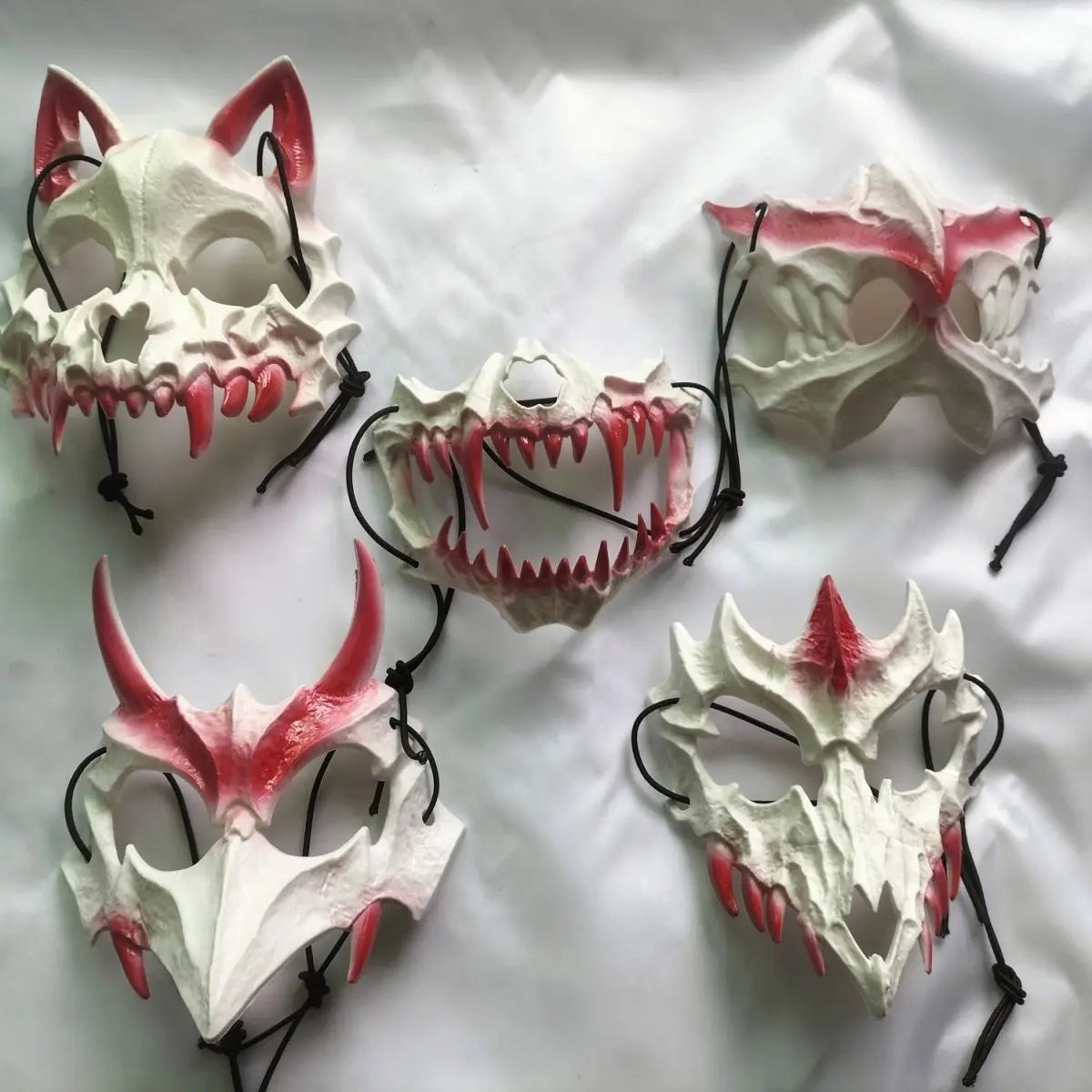 Halloween tiger half-face mask - Blade & Thread