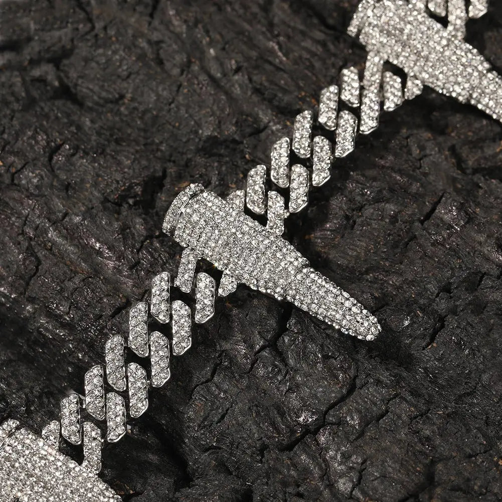 Hip-hop diamond-encrusted black panther necklace - Blade & Thread