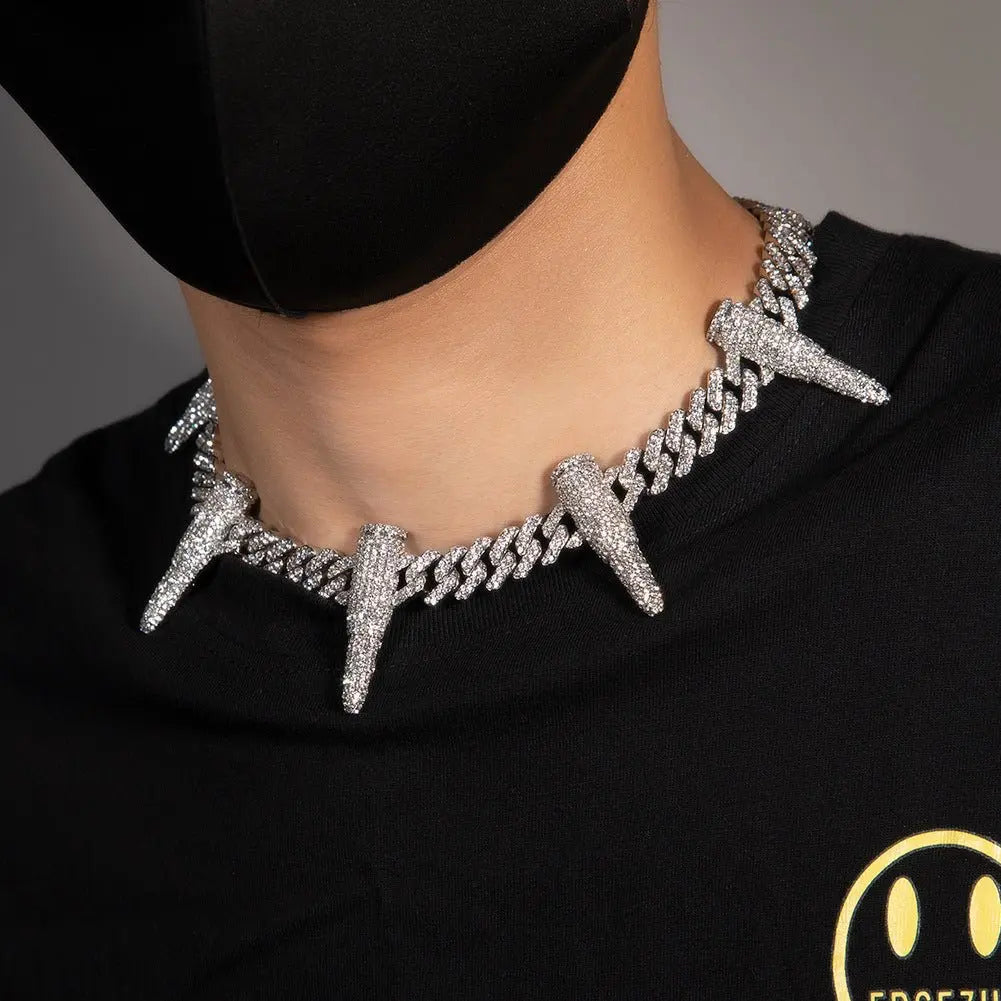 Hip-hop diamond-encrusted black panther necklace - Blade & Thread