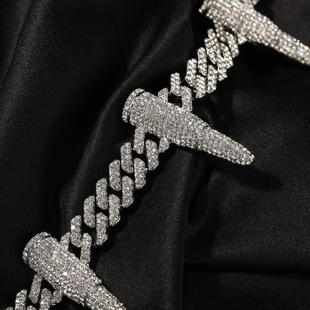 Hip-hop diamond-encrusted black panther necklace - Blade & Thread