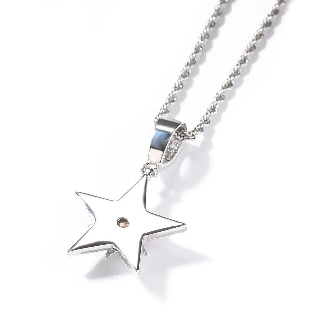 Hip-hop diamond-studded rotating five-pointed star necklace - Blade & Thread