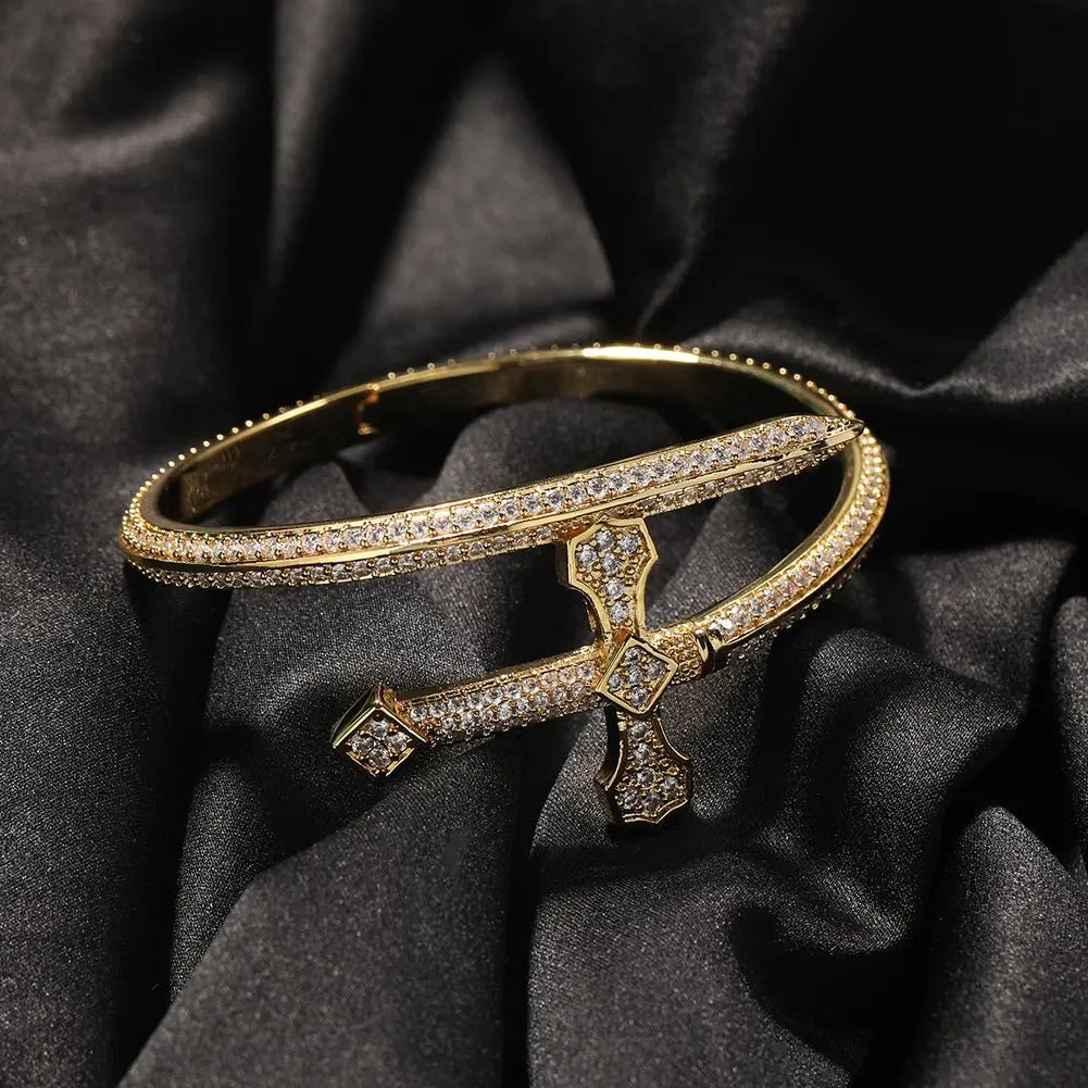 Hip-hop full-diamond justice sword bracelet inlaid with zircon - Blade & Thread