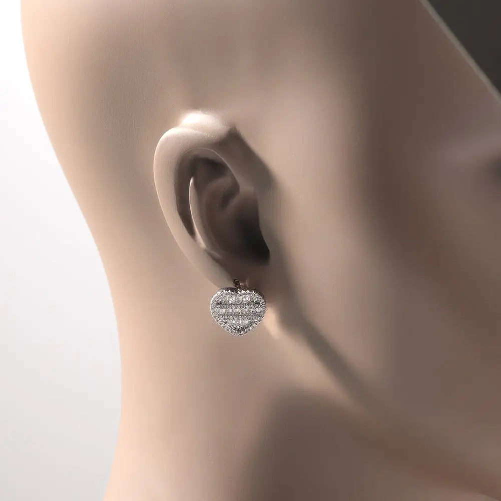 Hip-hop inlaid zircon heart-shaped earrings - Blade & Thread