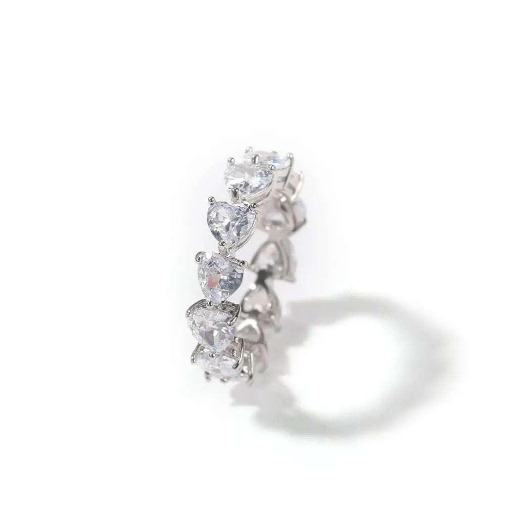 Hip-hop single-row heart-shaped zircon rings - Blade & Thread