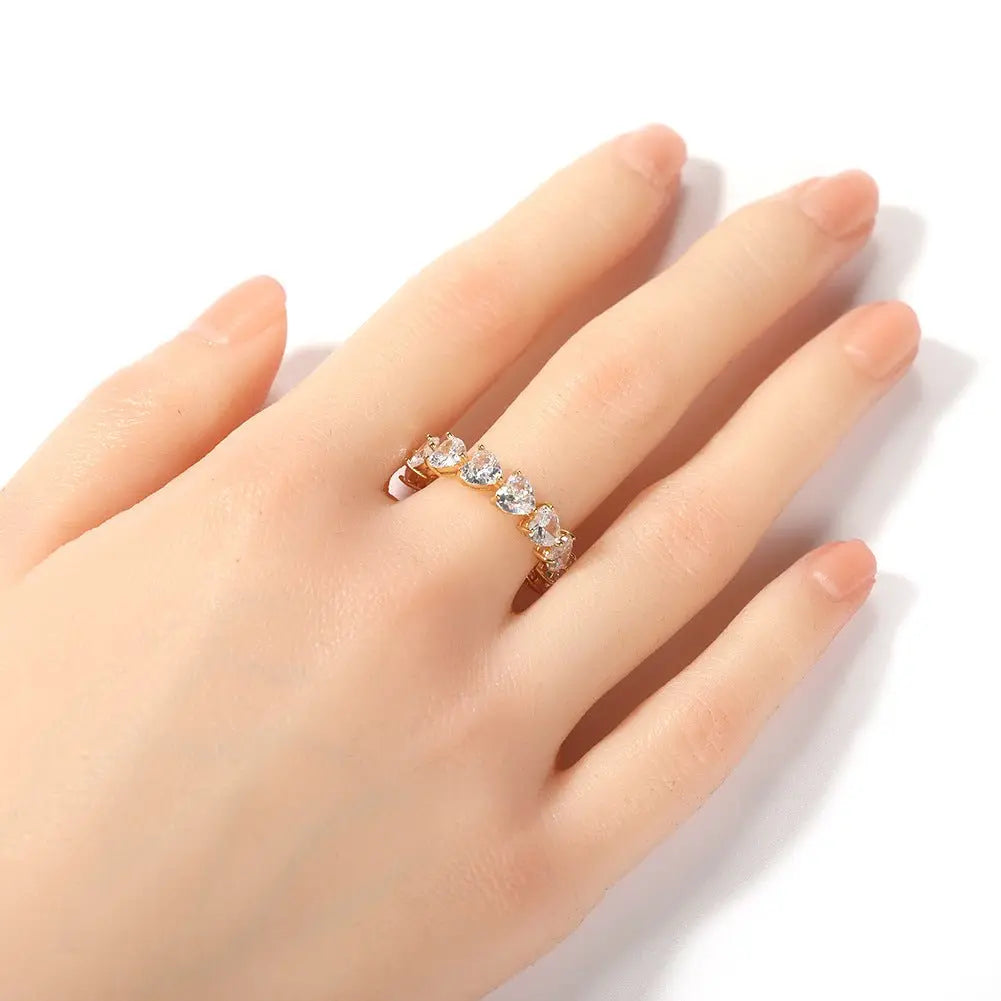 Hip-hop single-row heart-shaped zircon rings - Blade & Thread