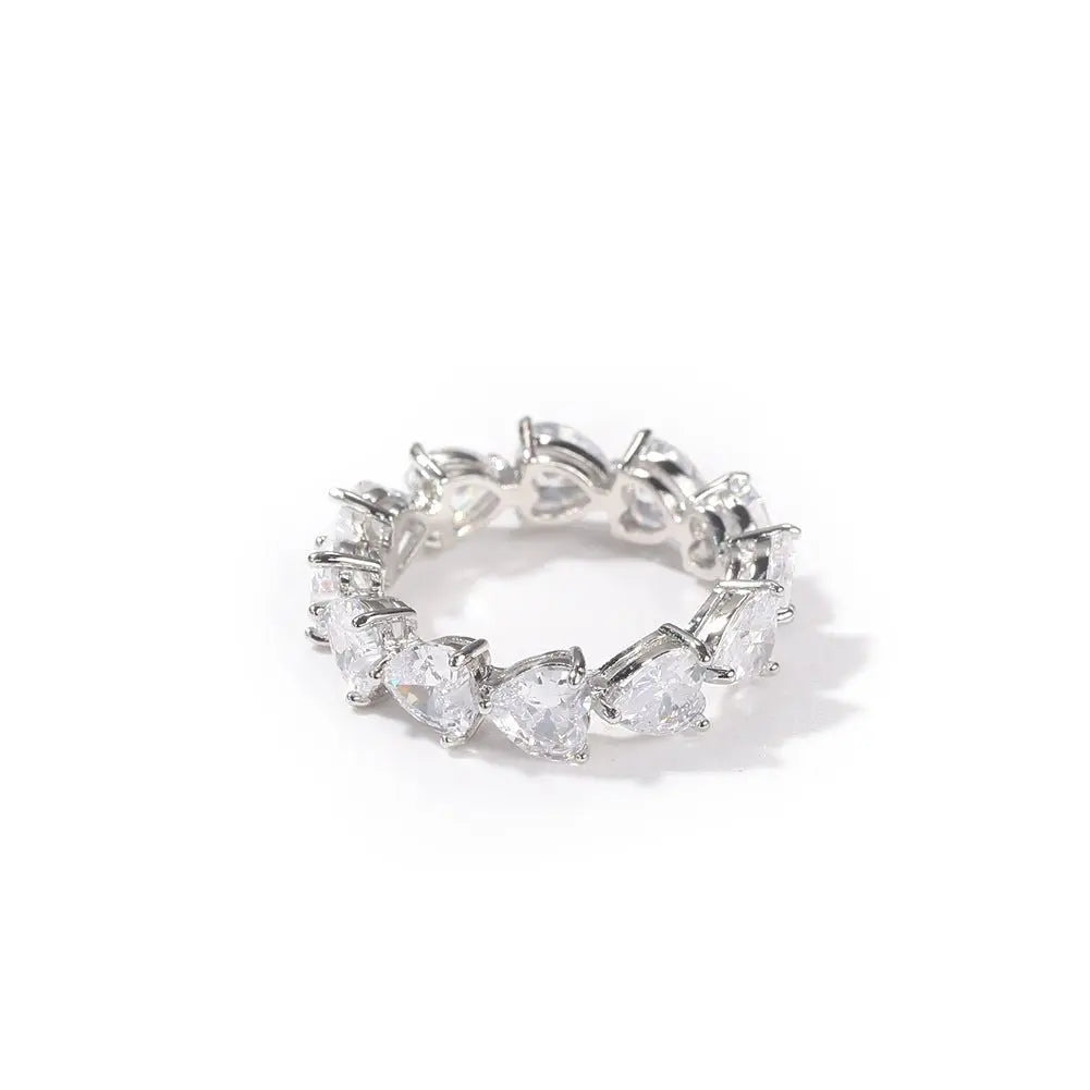 Hip-hop single-row heart-shaped zircon rings - Blade & Thread