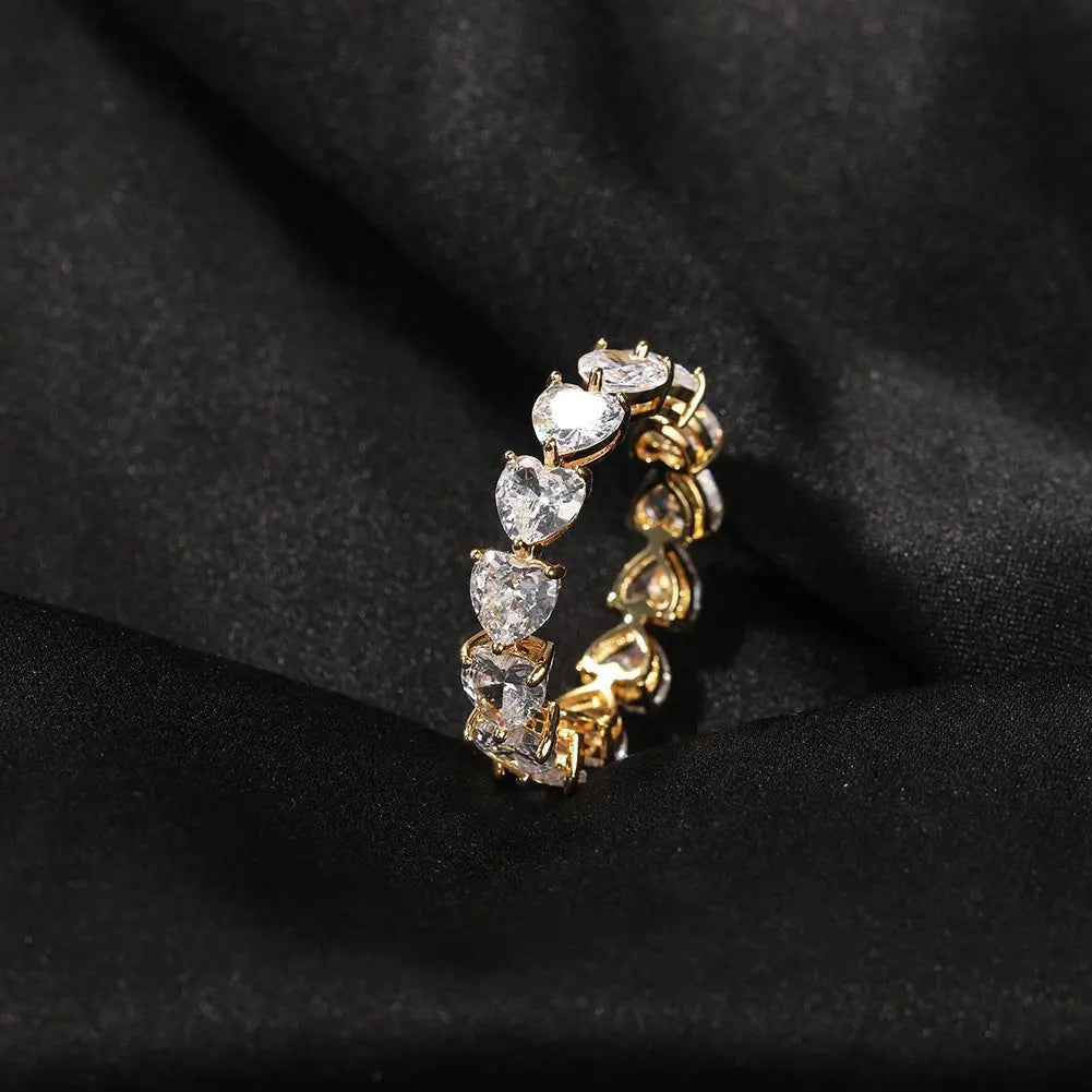 Hip-hop single-row heart-shaped zircon rings - Blade & Thread