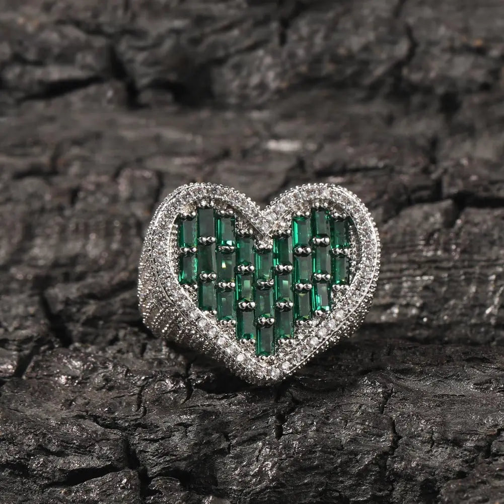 Hip-hop T-square heart-shaped zircon ring - Blade & Thread