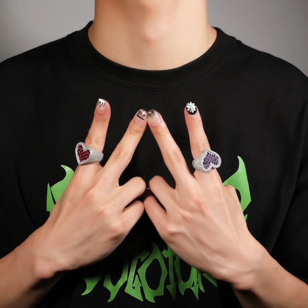 Hip-hop T-square heart-shaped zircon ring - Blade & Thread