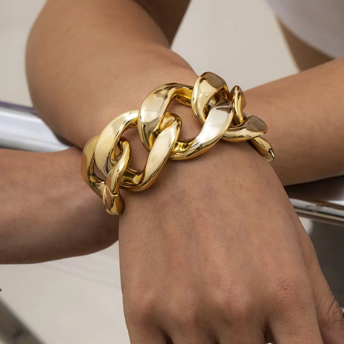 Hip Hop Thick Link Chain Bracelet Women's CCB Material - Blade & Thread