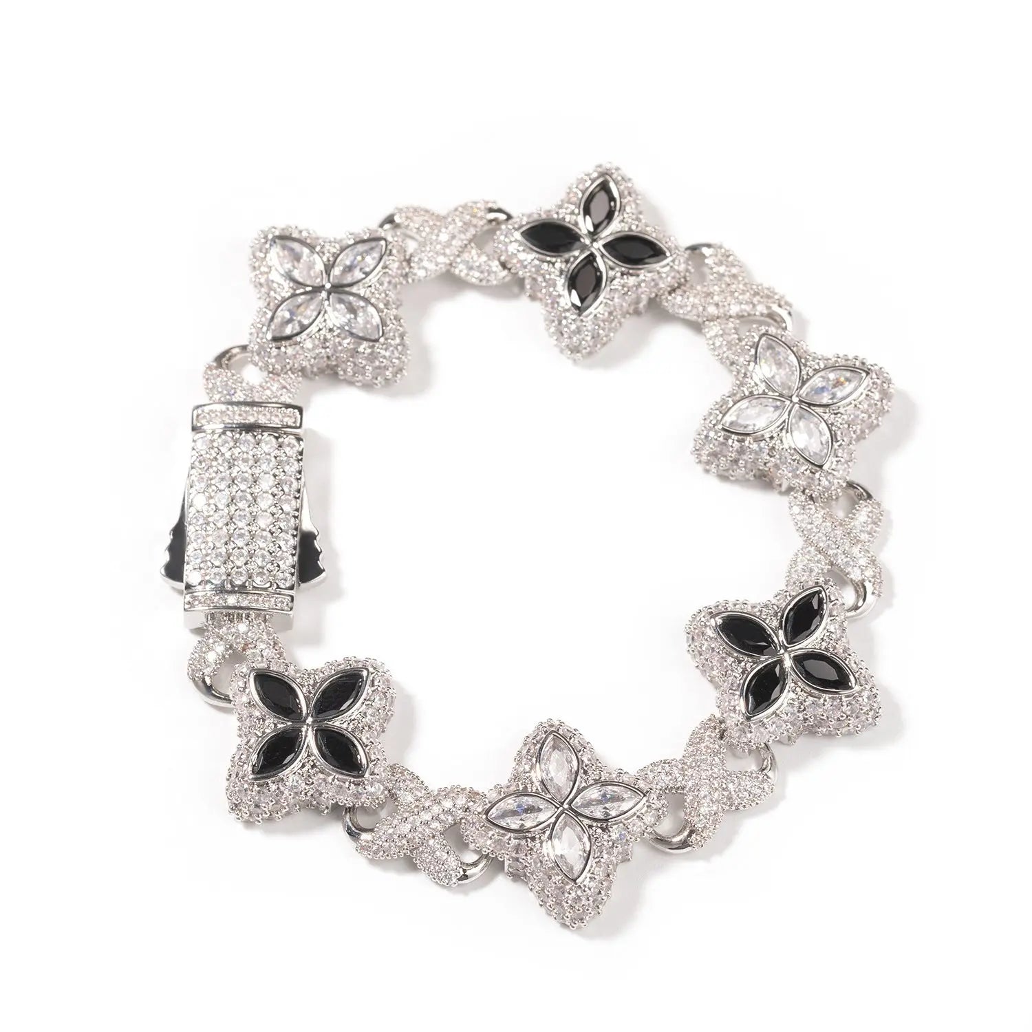 Hip-hop zircon colored infinite four-leaf clover bracelet - Blade & Thread