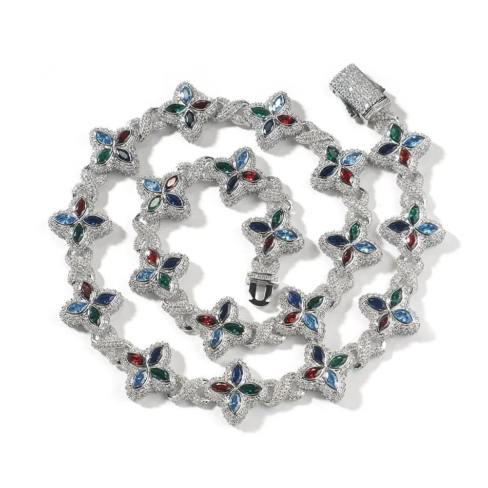 Hip-hop zircon colored infinite four-leaf clover bracelet - Blade & Thread