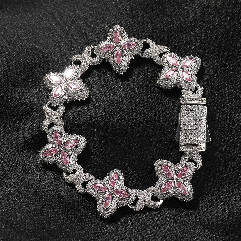 Hip-hop zircon colored infinite four-leaf clover bracelet - Blade & Thread