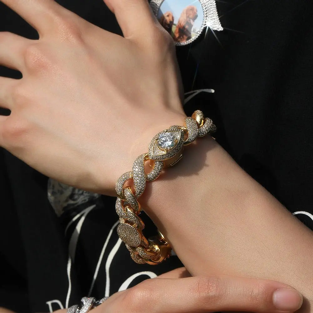 Hip-hop zircon-encrusted sun, star and eye necklace - Blade & Thread