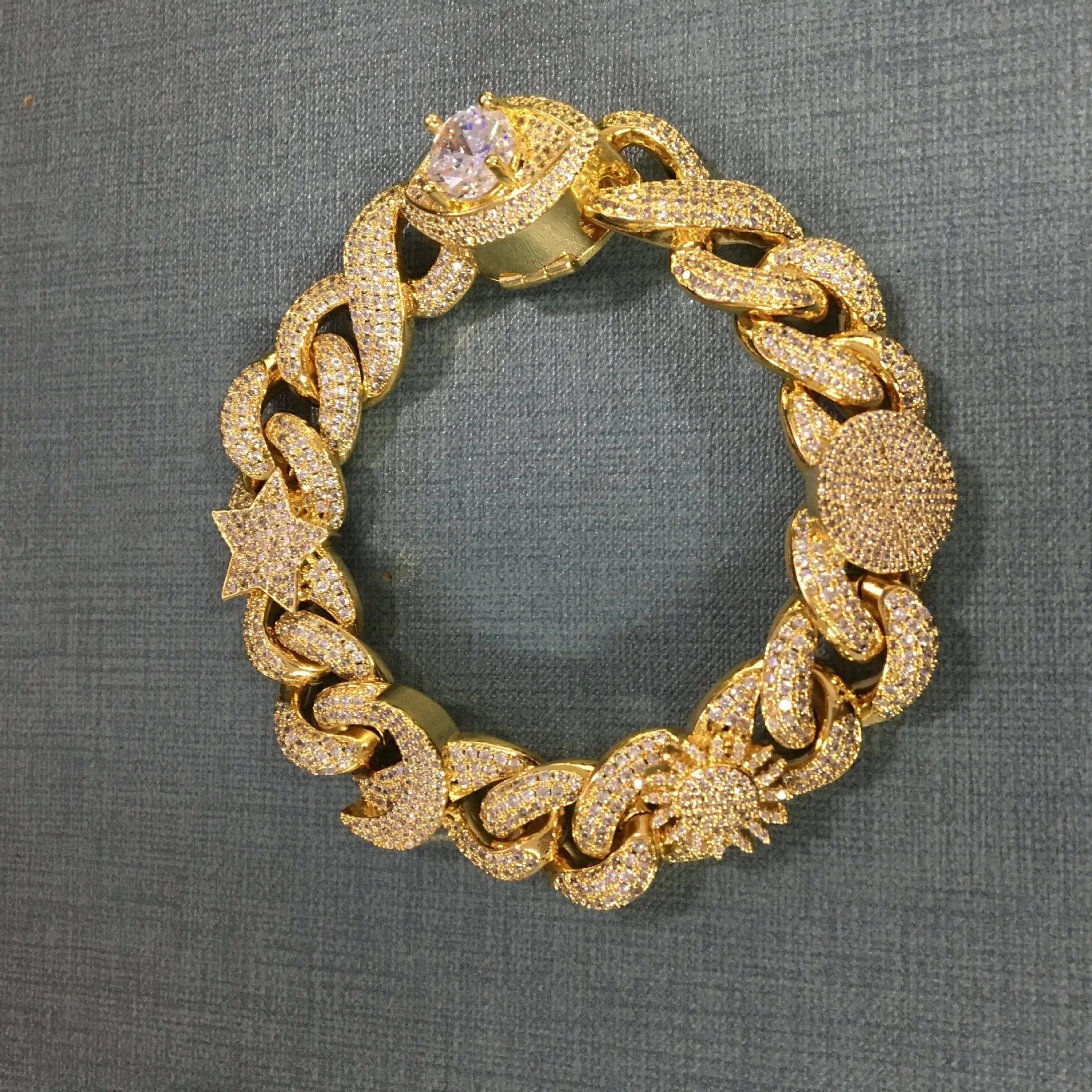 Hip-hop zircon-encrusted sun, star and eye necklace - Blade & Thread