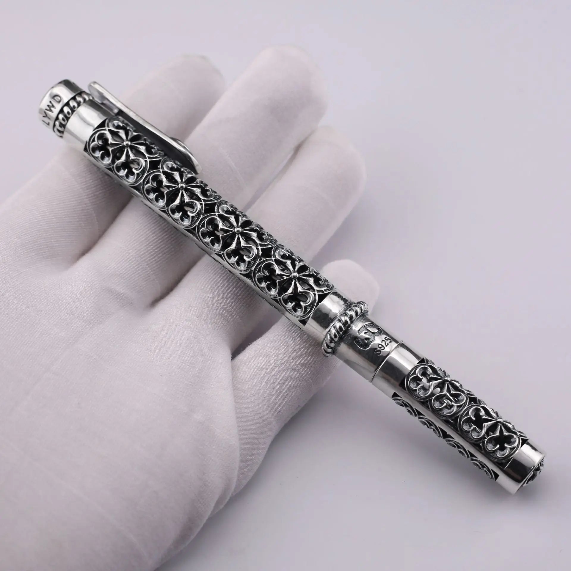 Hollow carved business signature pen - Blade & Thread