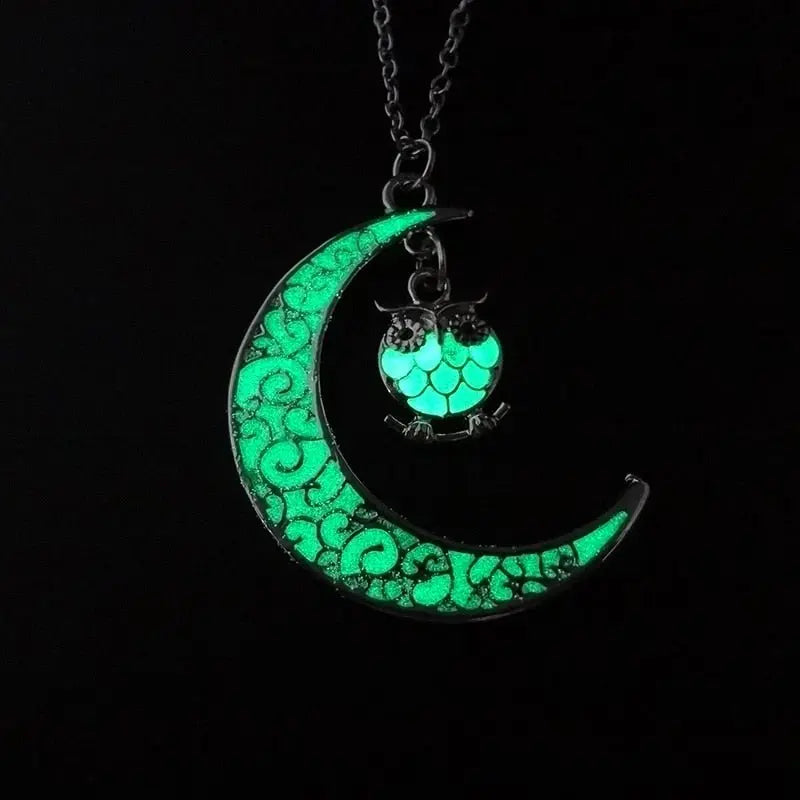 Hollow Luminous Stone Gem Charm Jewelry Pendant Necklace Gifts - Blade & Thread