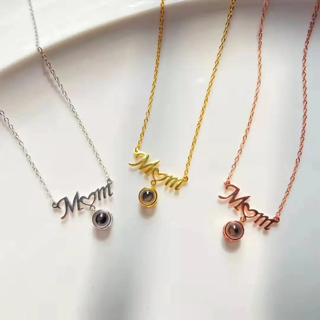 I love you love heart mom mother's Day projection Necklace - Blade & Thread