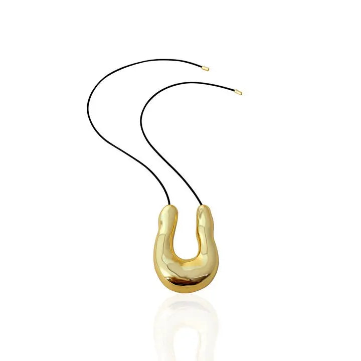 irregular horseshoe necklace - Blade & Thread