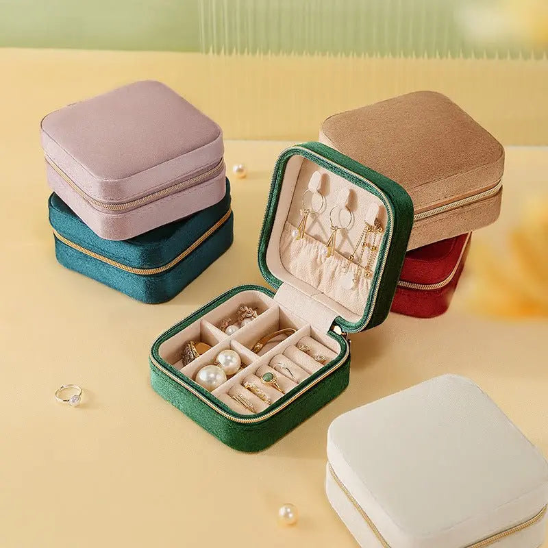 Italian velvet jewelry organiser box - Blade & Thread